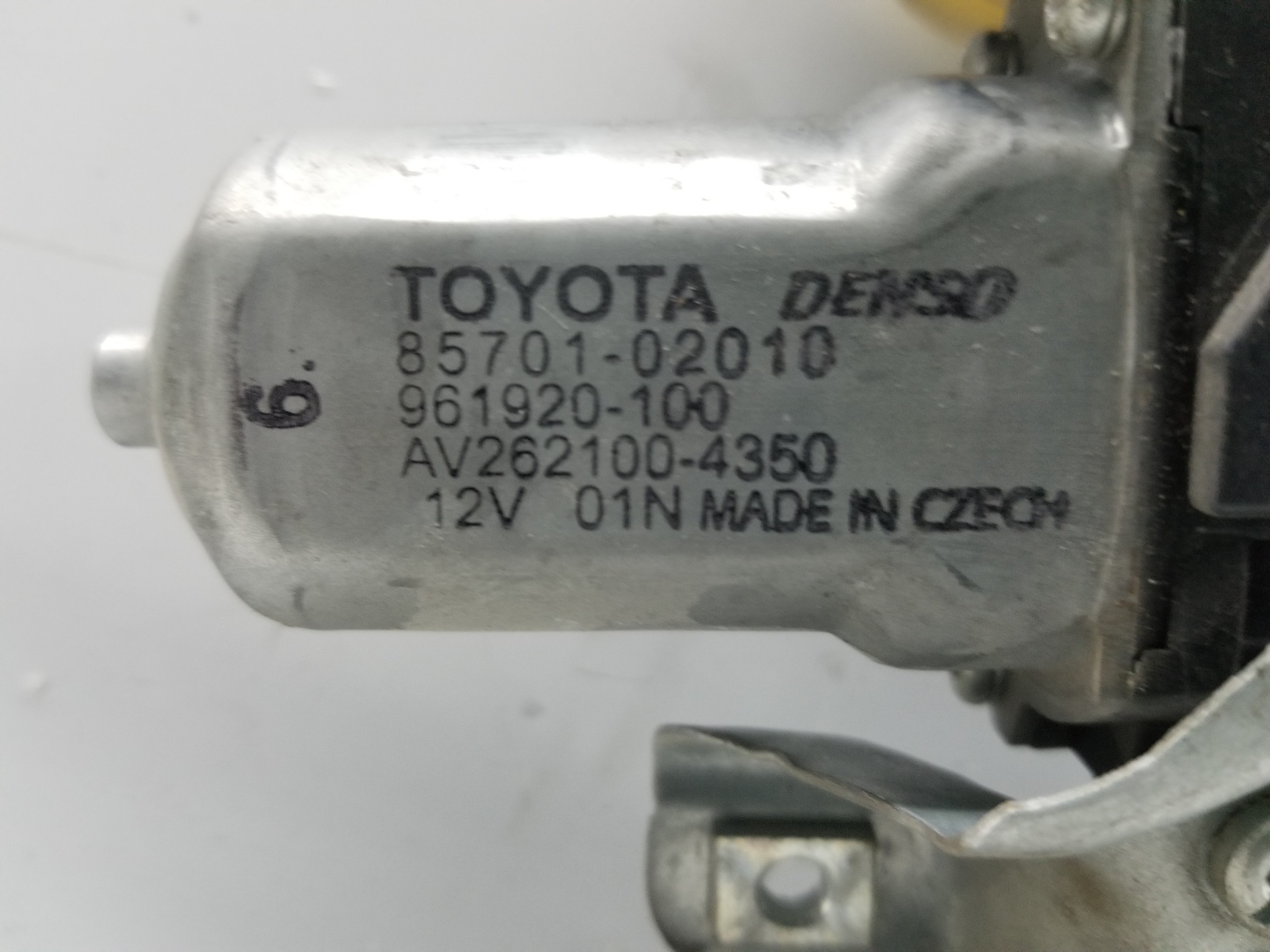 TOYOTA Auris 1 generation (2006-2012) Lève-vitre de porte arrière gauche 8570102010, 8570102010 25232810