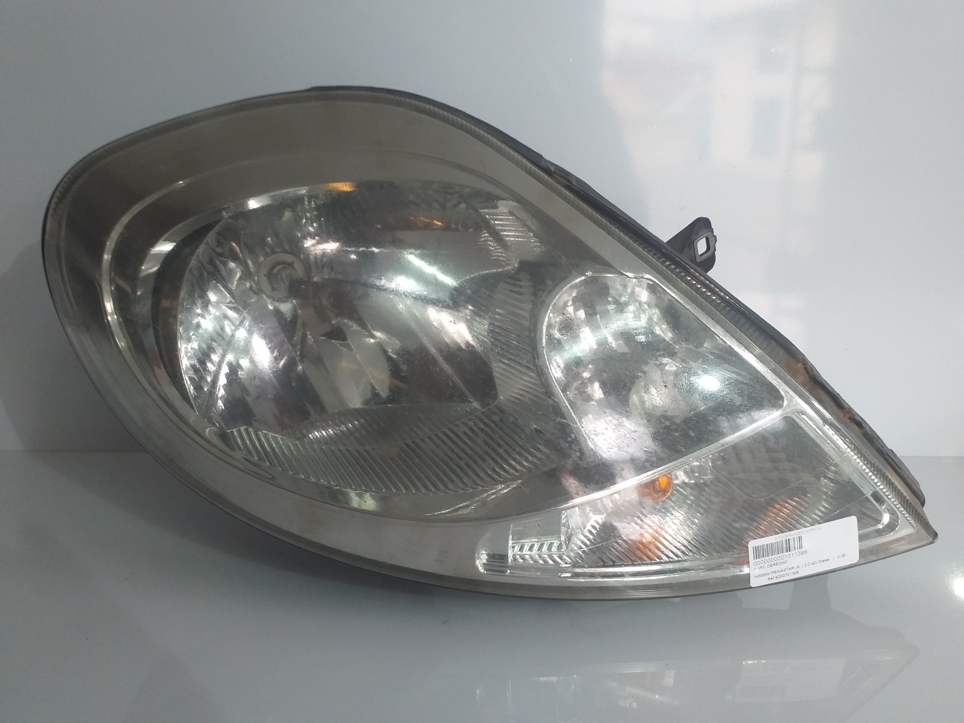 NISSAN Primastar 1 generation (2002-2014) Front Right Headlight 8200701356, 8200701356 18952000