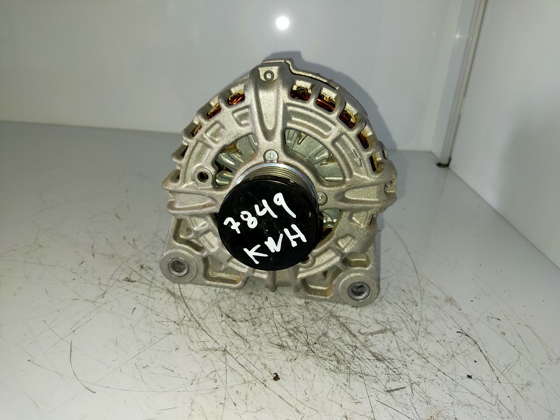 RENAULT Kadjar 1 generation (2015-2024) Alternator 231004BE0BF,231004BE0BF 23779257