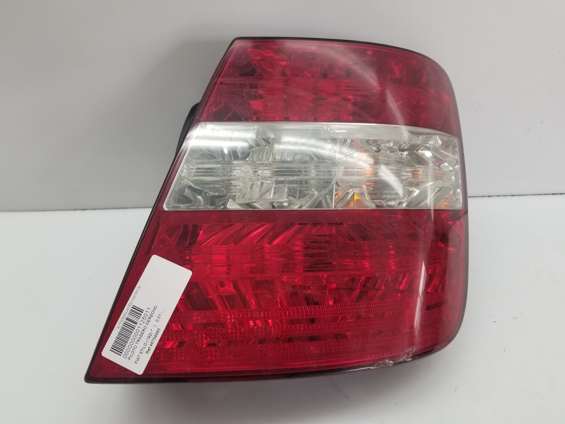 FIAT Stilo 1 generation (2001-2010) Rear Right Taillight Lamp 46758985 25900546