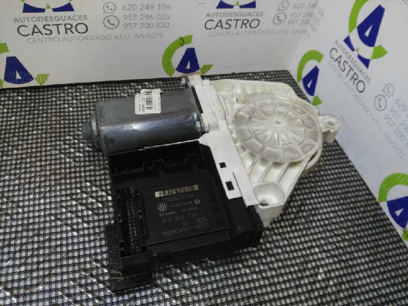 CHEVROLET Passat B6 (2005-2010) Motor regulator geam ușă stânga față 1K0959701P, 1K0959701P, 1K0959793L 23779345