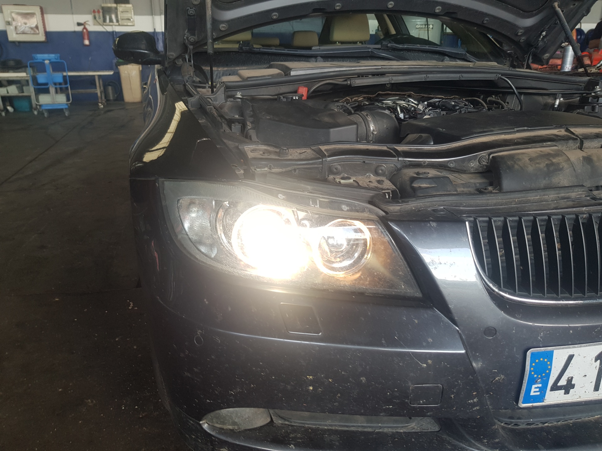 BMW 3 Series E90/E91/E92/E93 (2004-2013) Oikea etuvalo 71616689,71616689,63116942722 25237426