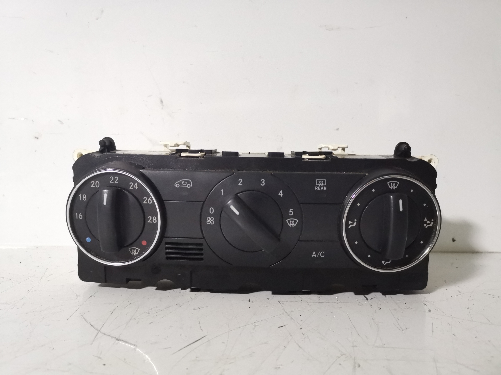 CHEVROLET B-Class W245 (2005-2011) Unitate de control al climei 23042103