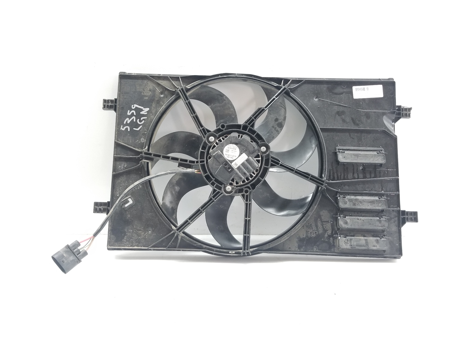 VOLKSWAGEN Passat B8 (2014-2023) Diffuser Fan 5Q0121203DS, 5Q0121203DS, 5Q0959455BE 25229963