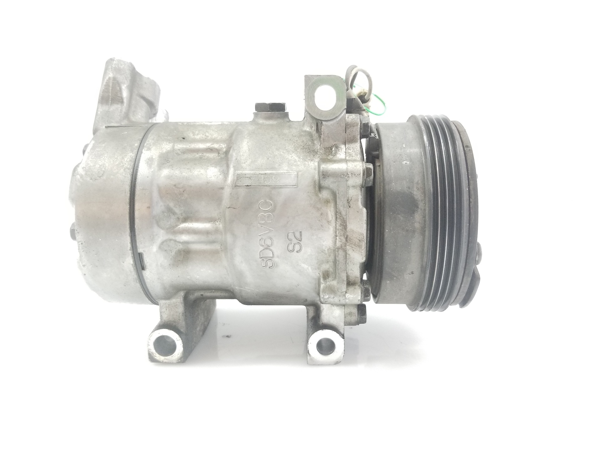 VAUXHALL Clio 2 generation (1998-2013) Hасос кондиционера 1427B,1427B,8200037058 25959474