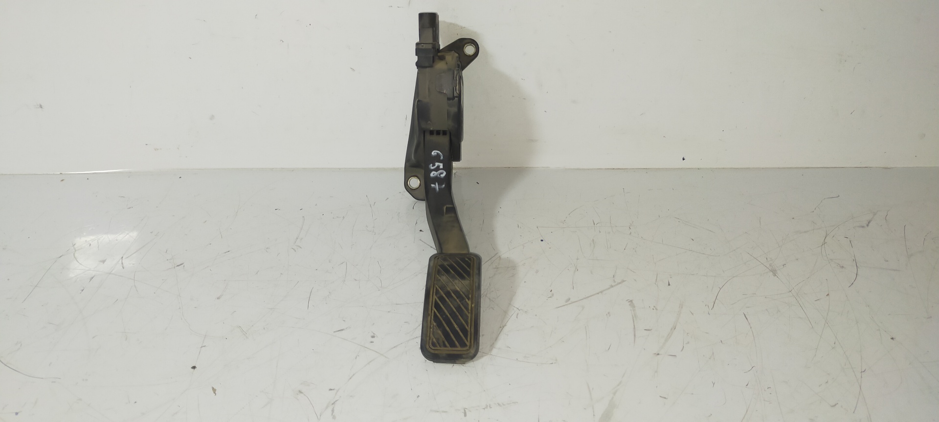 KIA Picanto 2 generation (2011-2017) Throttle Pedal 8V219F836AA, 6PV00951700 25960153