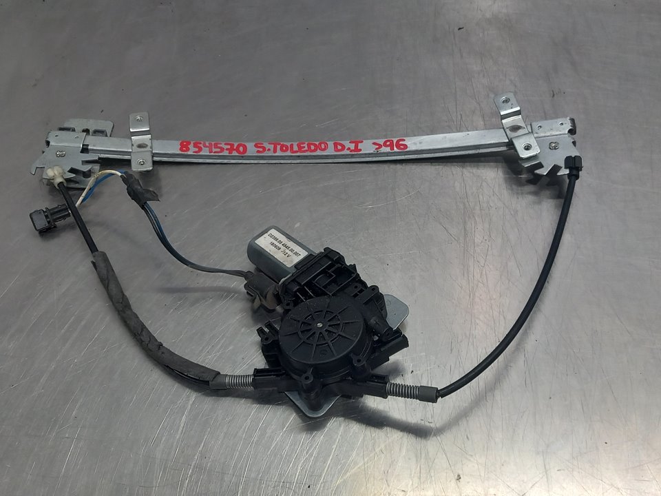 SEAT Toledo 1 generation (1991-1999) Front Left Door Window Regulator 25896565