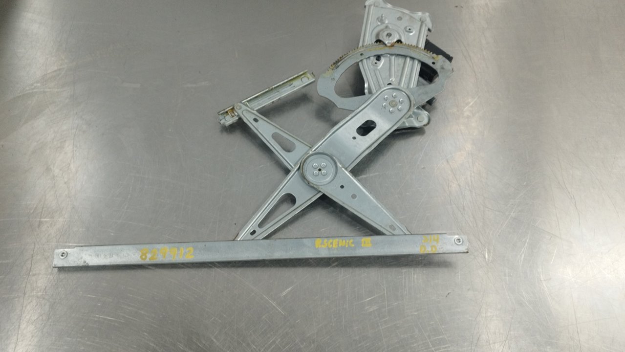 RENAULT Scenic 3 generation (2009-2015) Front Right Door Window Regulator 807302741R 24937616