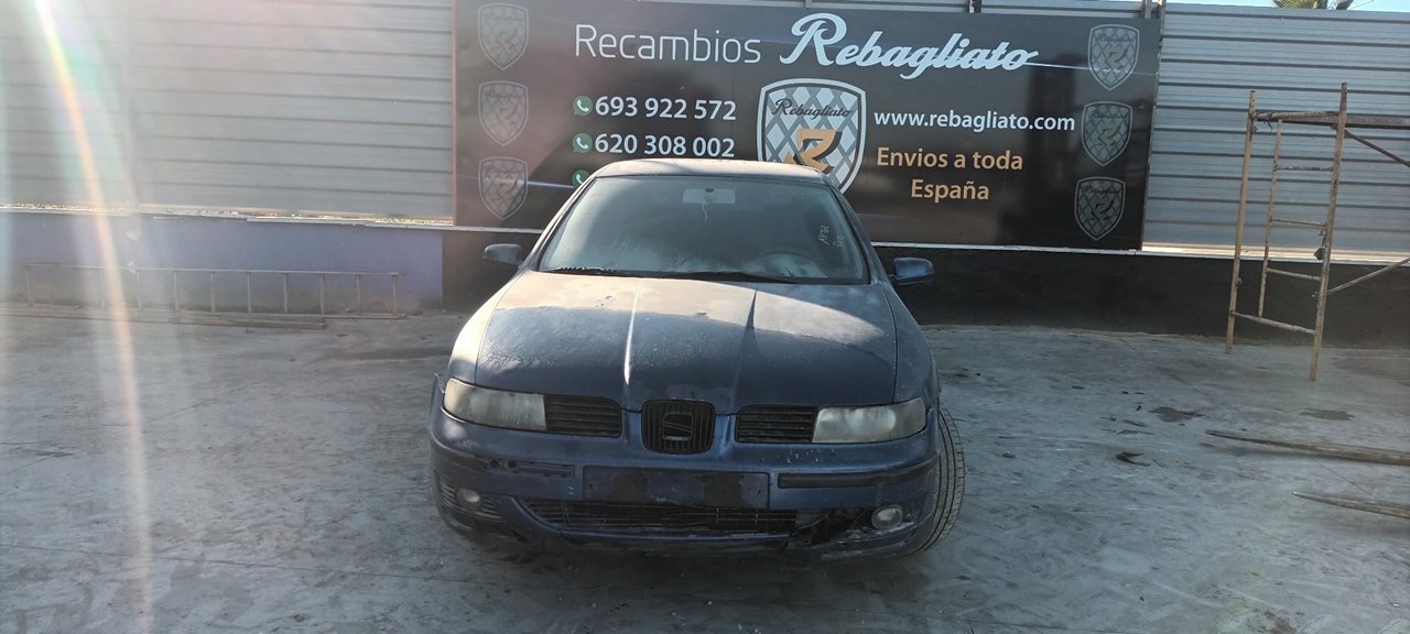 SEAT Leon 1 generation (1999-2005) Другие внутренние детали 1M0837113 24908443