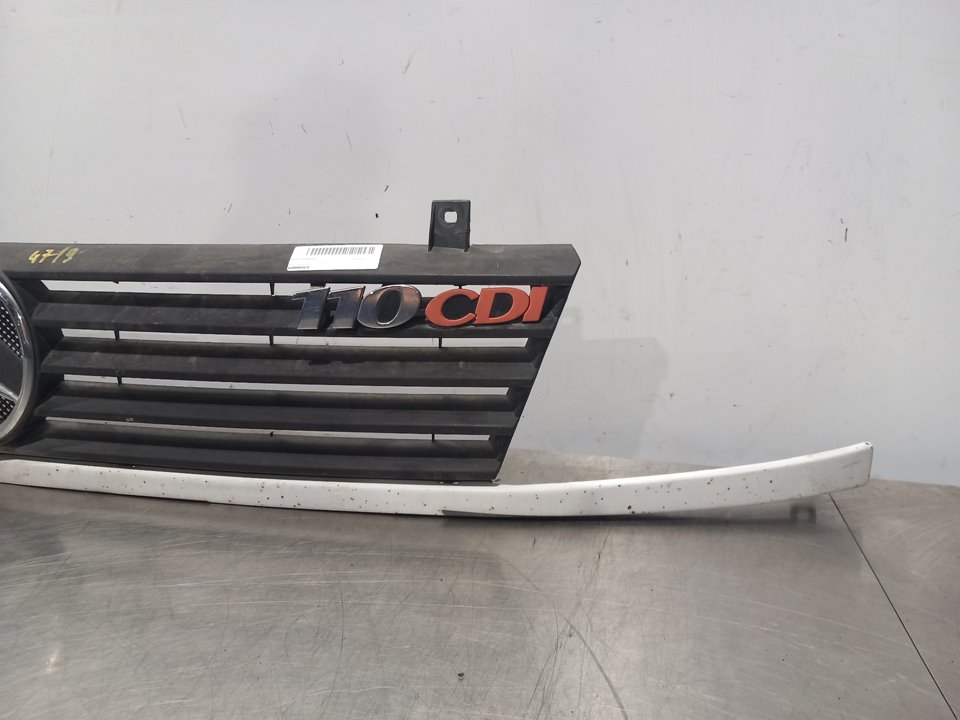 SKODA Vito W638 (1996-2003) Radiator Grille A6388880415 24934786