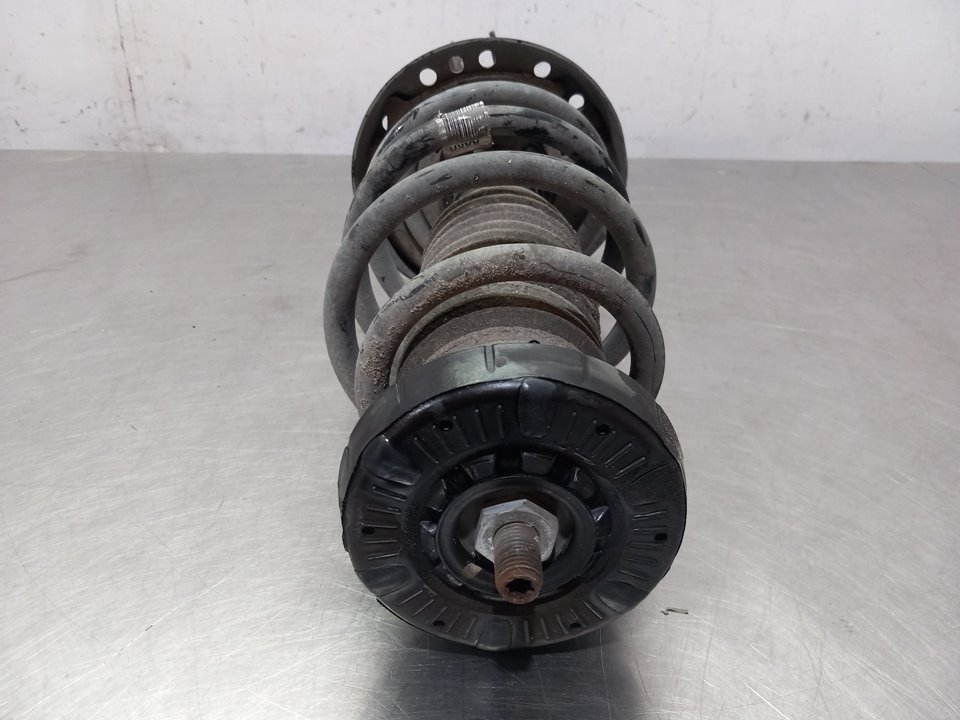 Amortiguador delantero derecho B16DTL 13474018 de Opel Astra j (p10) 2009-2015 - pieza usada