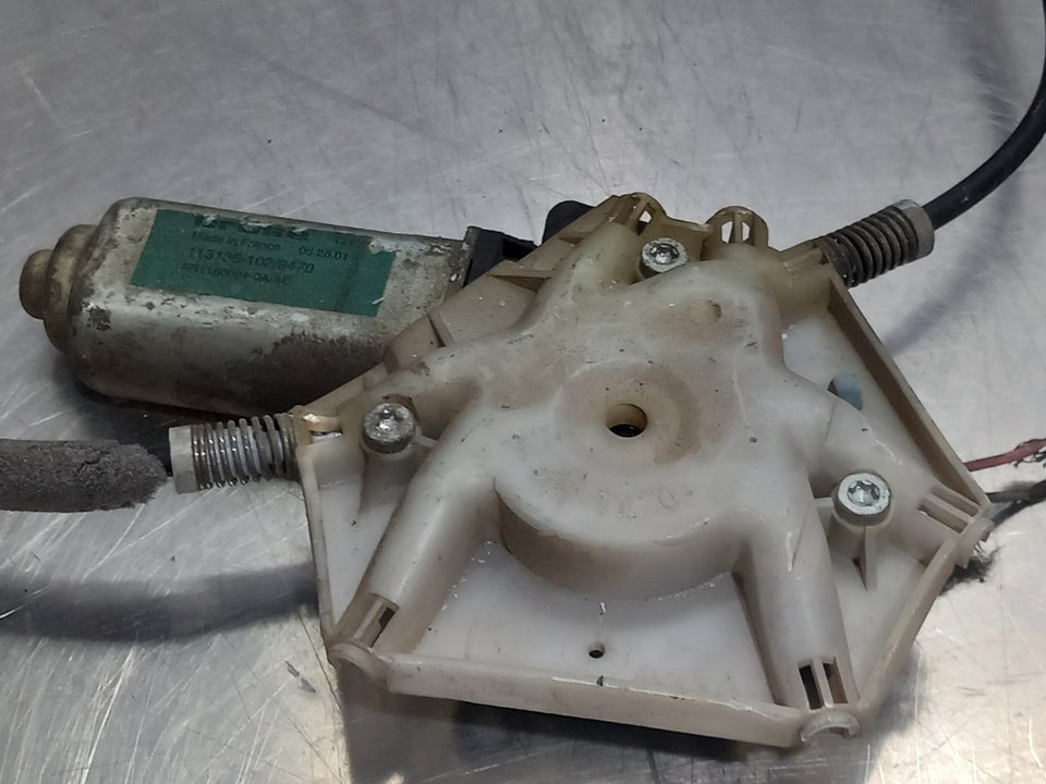 VOLVO S40 1 generation (1996-2004) Bakre høyre dør vindusregulator 113136102 25247069