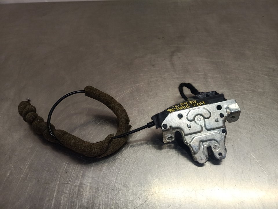 Boot lid lock 646811 A2047500185 Mercedes-benz Clase c (bm 204) berlina 2009-2011