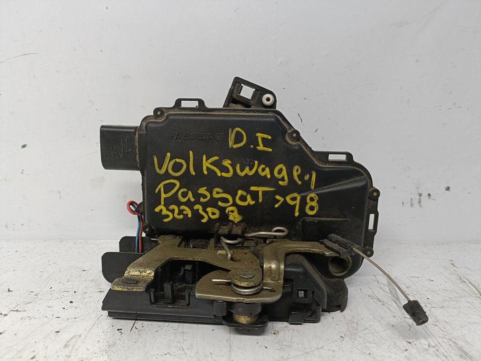 VOLKSWAGEN Passat B5 (1996-2005) Front Left Door Lock 25891186