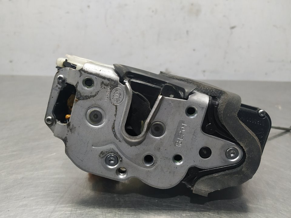 Serratura porta anteriore destra A14NET 13579523 de Opel Zafira c tourer 2010-2013 - pieza usada