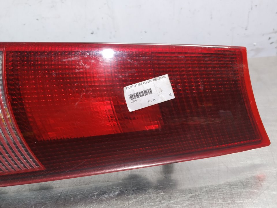 Feu arrière droit 7730722 de Fiat Punto (188_) 1999-2010 - pieza usada