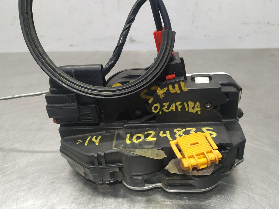 Serratura porta anteriore destra A14NET 13579523 de Opel Zafira c tourer 2010-2013 - pieza usada