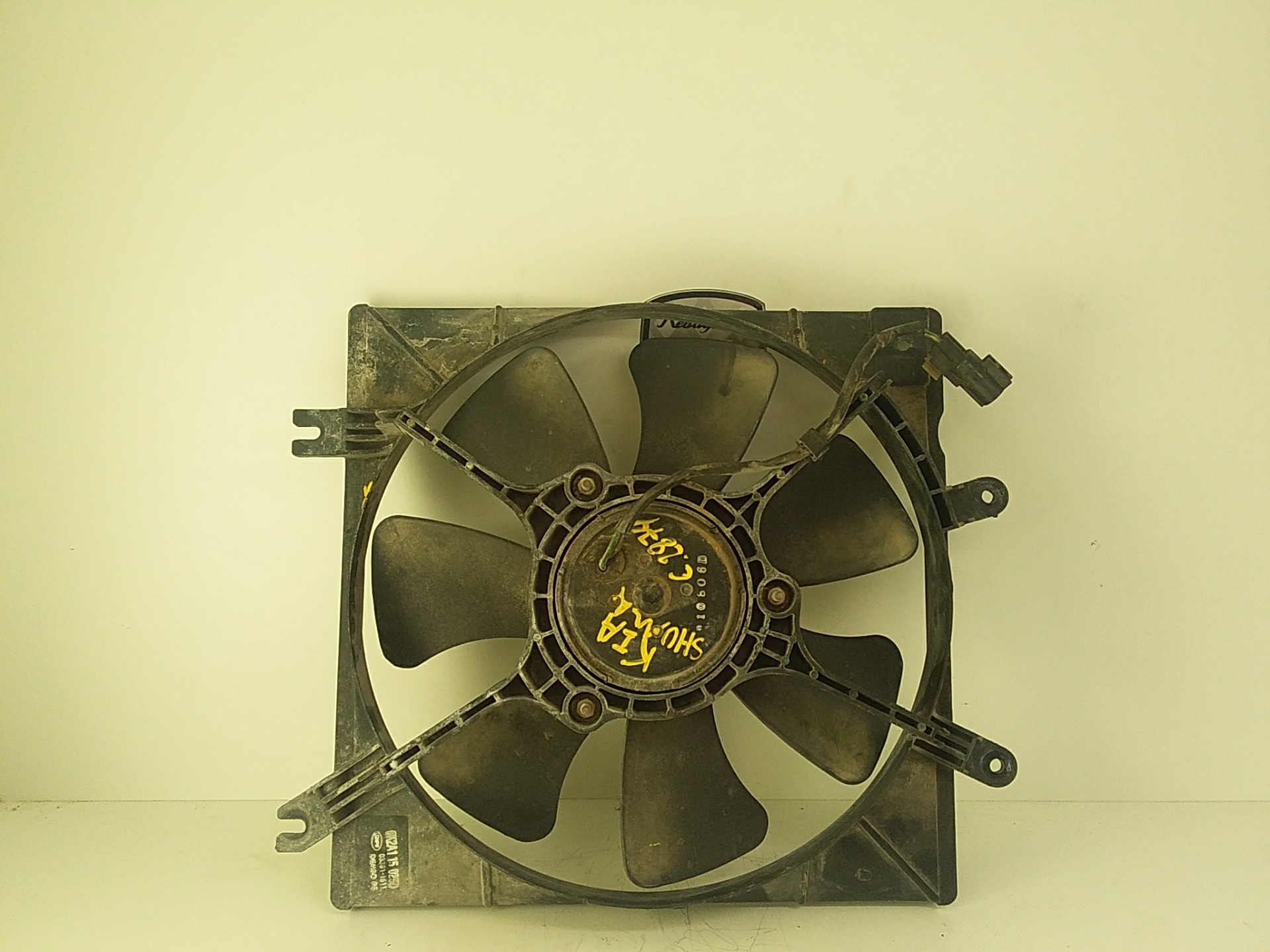 KIA Shuma 2 generation (2001-2004) Difūzoriaus ventiliatorius 22744956