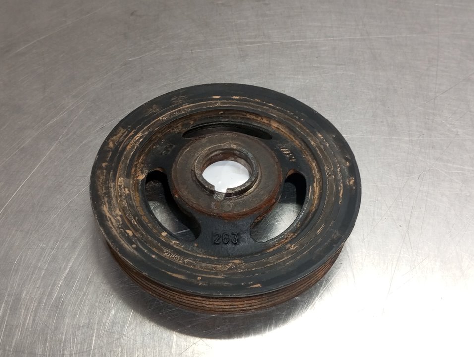 Polea cigueñal 9654961080 de Ford Focus berlina (cb8) 2012-2015 - pieza usada