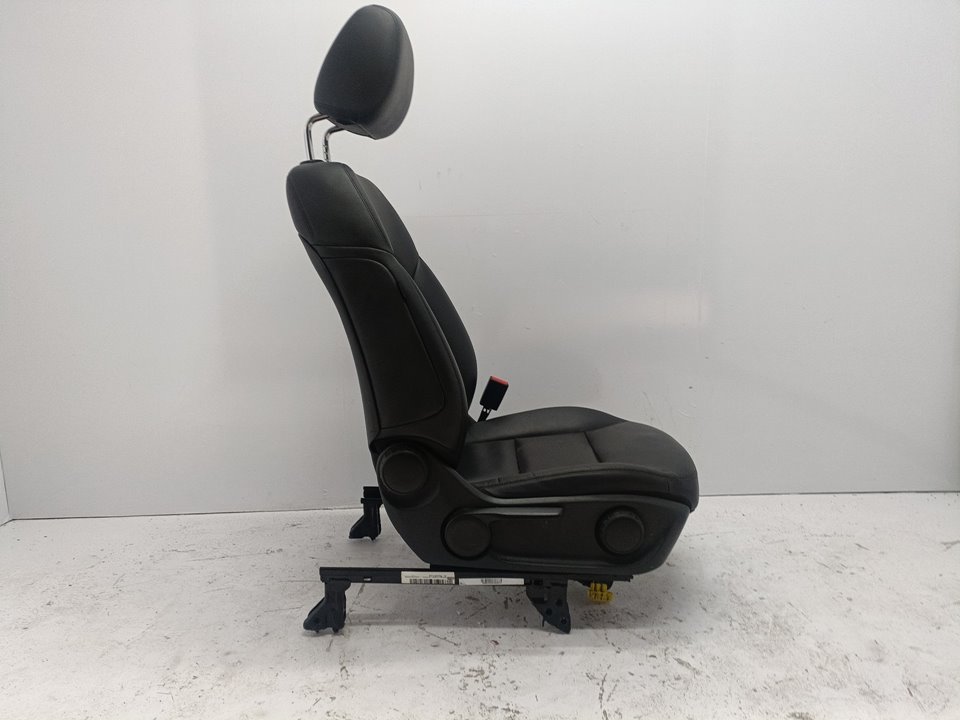 MERCEDES-BENZ B-Class W246 (2011-2020) Front Right Seat 24913304
