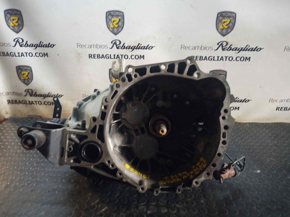 TOYOTA Avensis T27 Gearbox 21944809