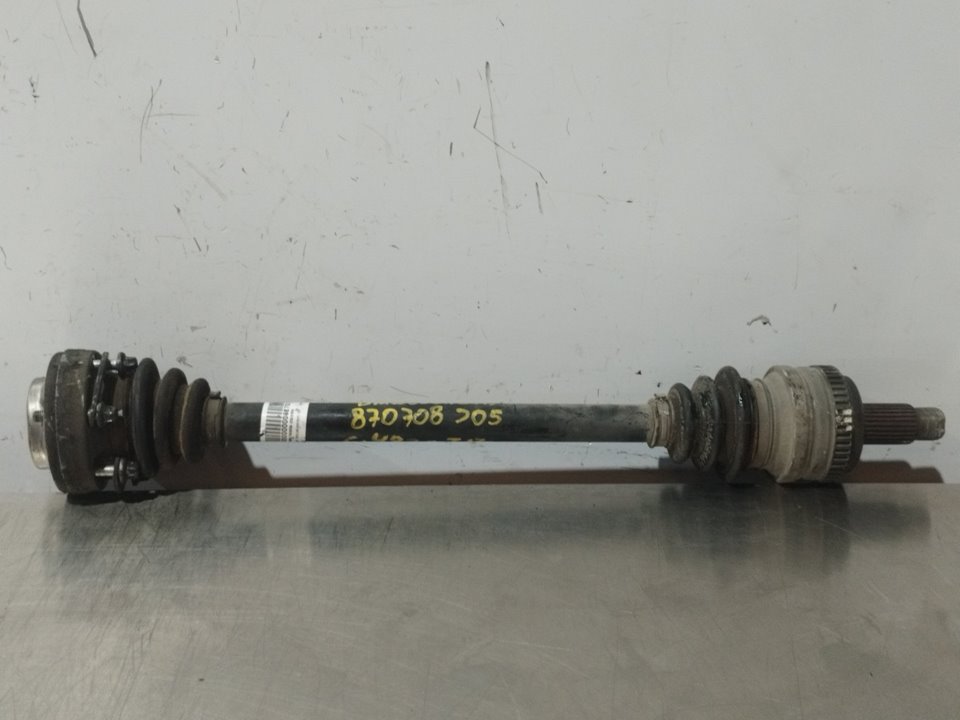 BMW 1 Series E81/E82/E87/E88 (2004-2013) Rear Left Driveshaft 7523959 25973332