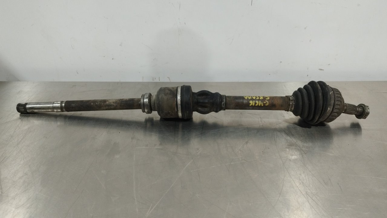 CITROËN Xsara 1 generation (1997-2004) Front Right Driveshaft 24925281