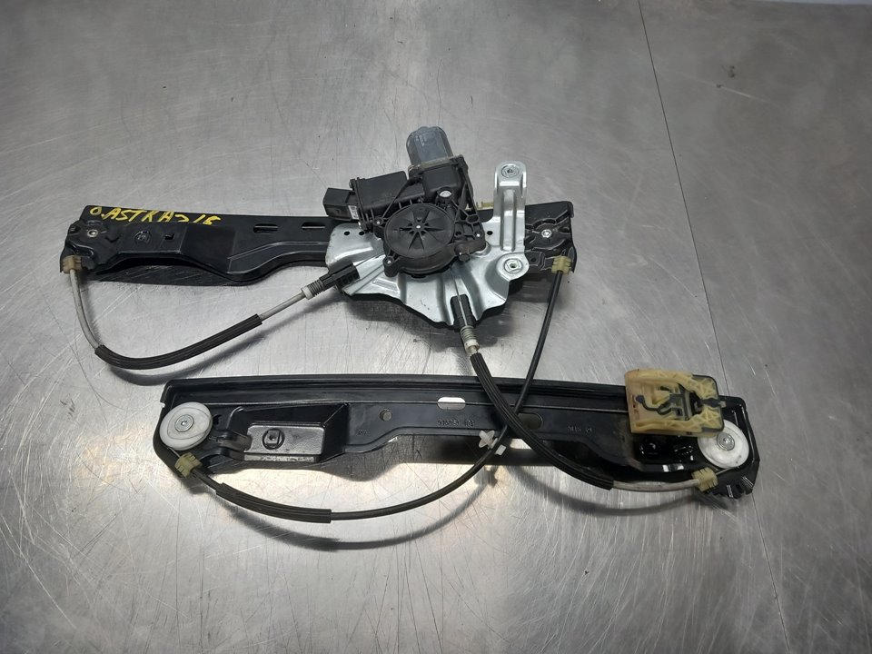 OPEL Astra K (2015-2021) Forreste højre dør vinduesregulator 13350759 25754757