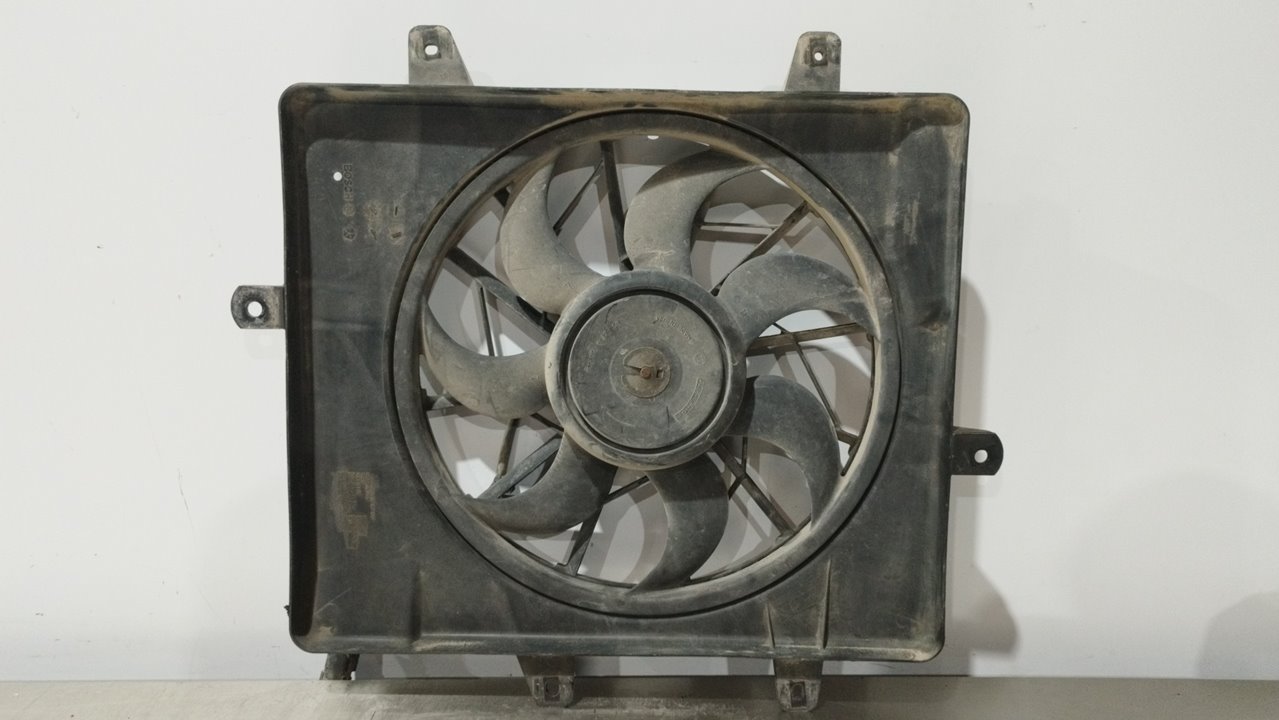 CHRYSLER PT Cruiser 1 generation (2000-2010) Ventilateur diffuseur 5489186 25246832