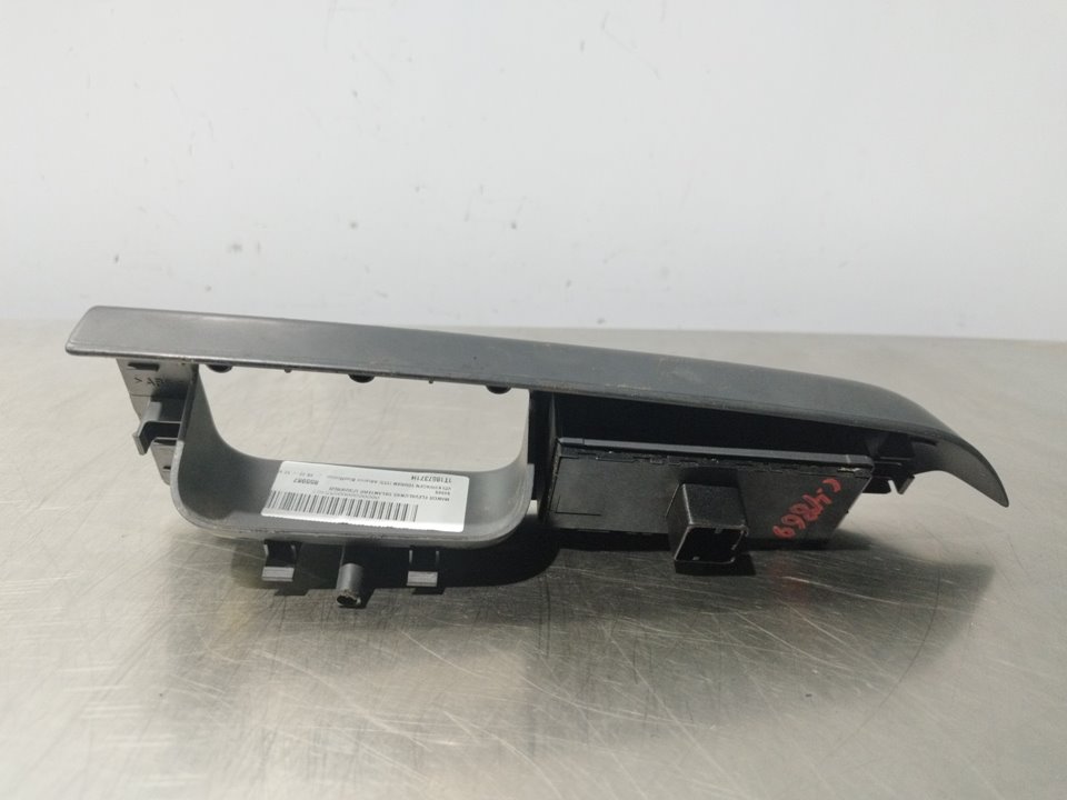 VOLKSWAGEN Touran 1 generation (2003-2015) Commutateur de fenêtre de porte avant gauche 1T1867371H 25896872