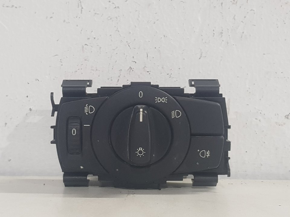 BMW 1 Series E81/E82/E87/E88 (2004-2013) Headlight Switch Control Unit 6932795 22746232