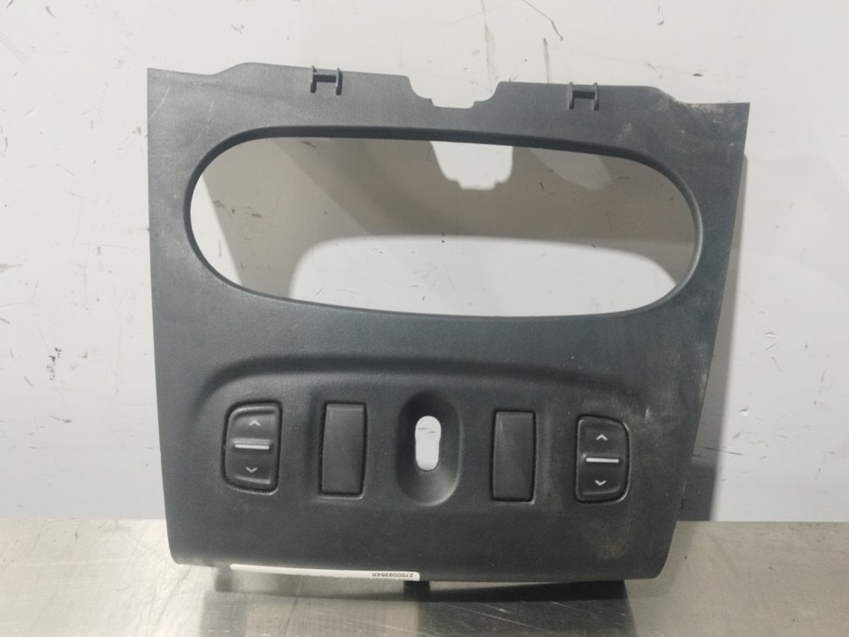 DACIA Sandero 1 generation (2008-2012) Center Console 275009384R 25987404