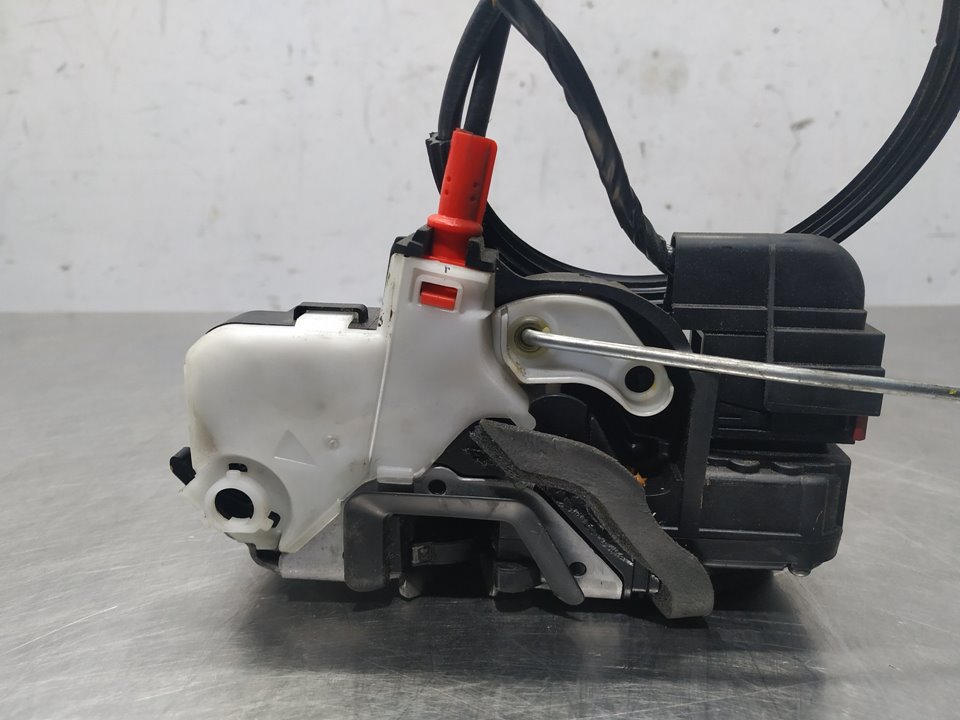 Serratura porta anteriore destra A14NET 13579523 de Opel Zafira c tourer 2010-2013 - pieza usada