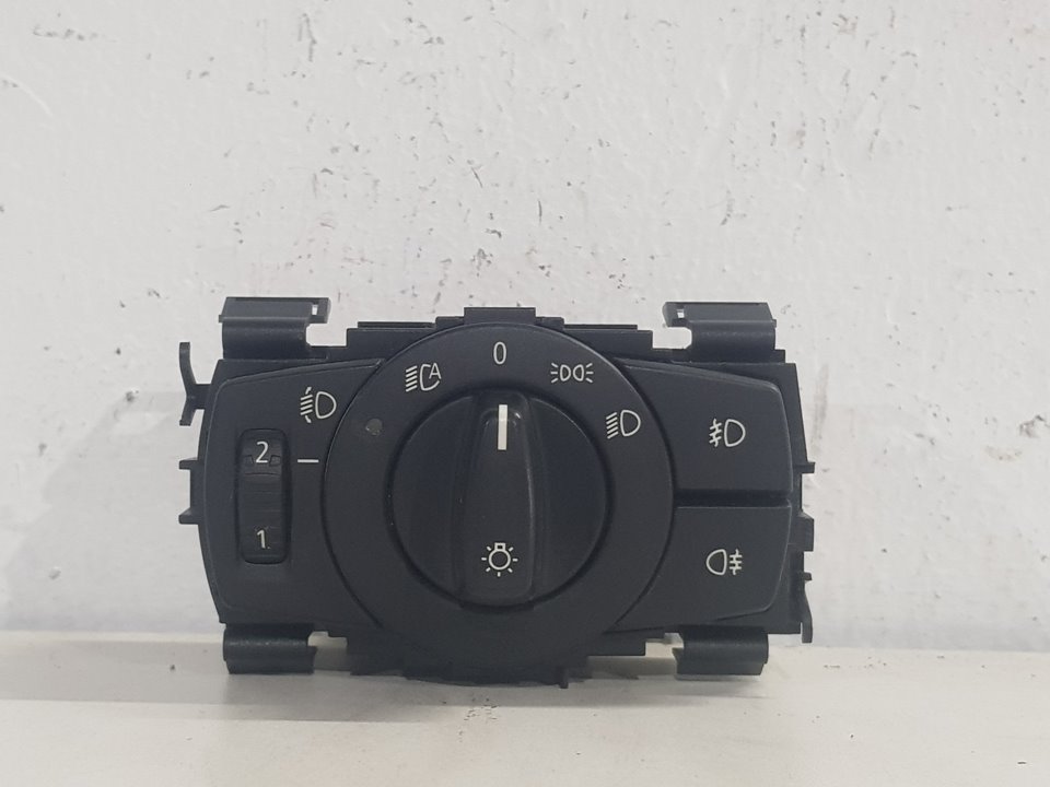 BMW 1 Series E81/E82/E87/E88 (2004-2013) Headlight Switch Control Unit 6932792 22754777