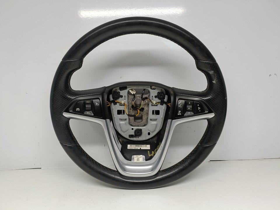 OPEL Astra J (2009-2020) Steering Wheel 13317858 24913490