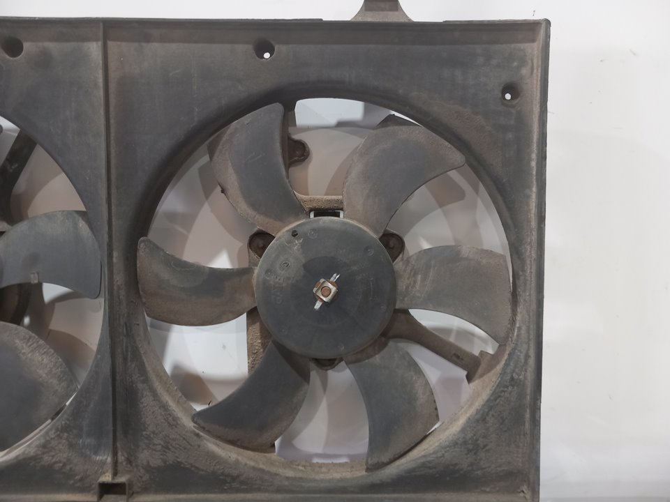 NISSAN Almera Tino 1 generation  (2000-2006) Difūzoriaus ventiliatorius 24909763