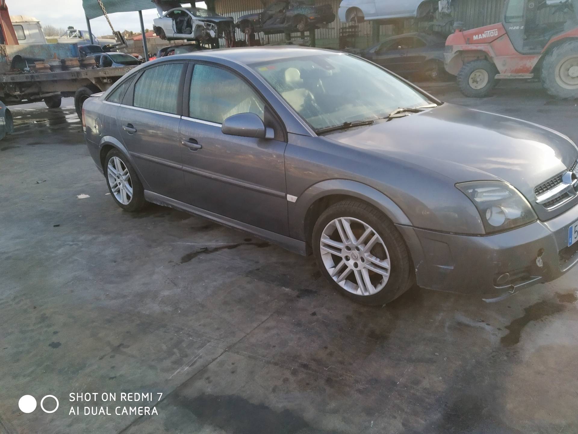 OPEL Vectra A (1988-1995) Carenaj aripa stânga față 24462907 25211868