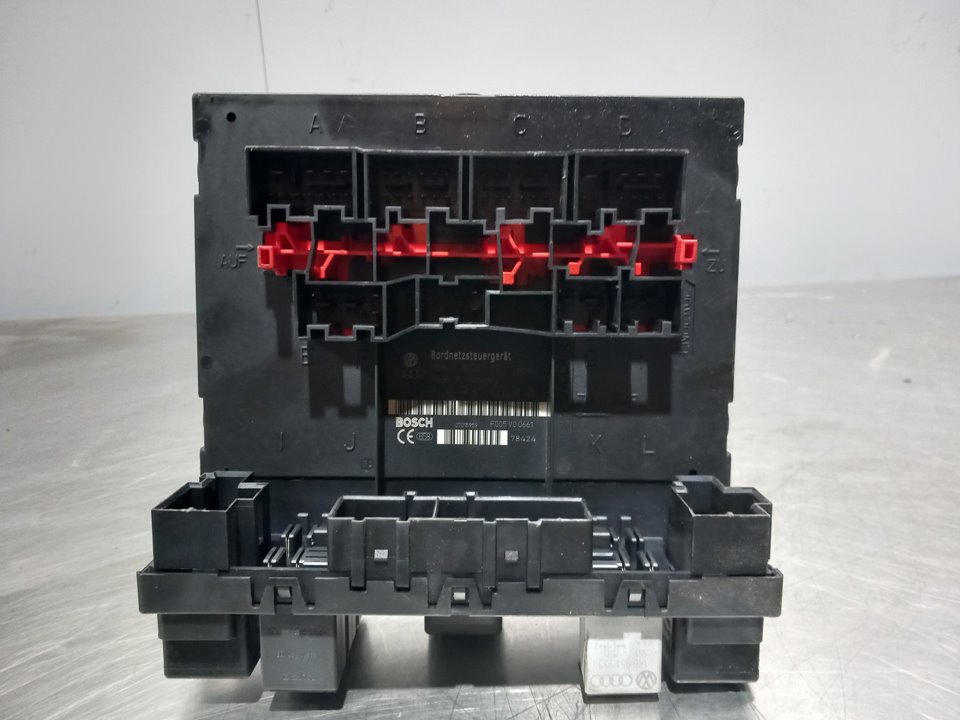 VOLKSWAGEN Passat Variant 1 generation (2010-2024) Fuse Box 3C0937049AJ 24925648