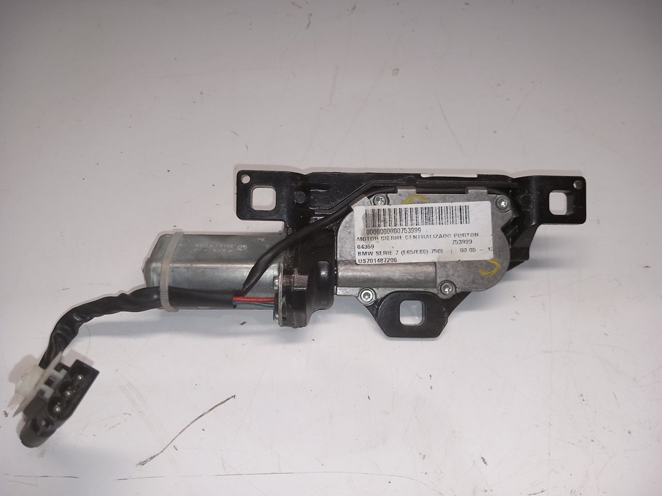 BMW 7 Series E65/E66 (2001-2008) Kuro (degalų) bako dangtelio užraktas US701487206 22743315