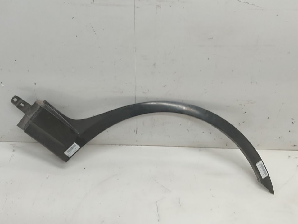 BMW X3 E83 (2003-2010) Front Right Fender Molding 24919760
