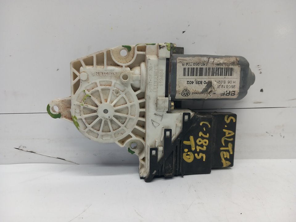 SEAT Toledo 3 generation (2004-2010) Rear Right Door Window Control Motor 1K0959704R 24893260