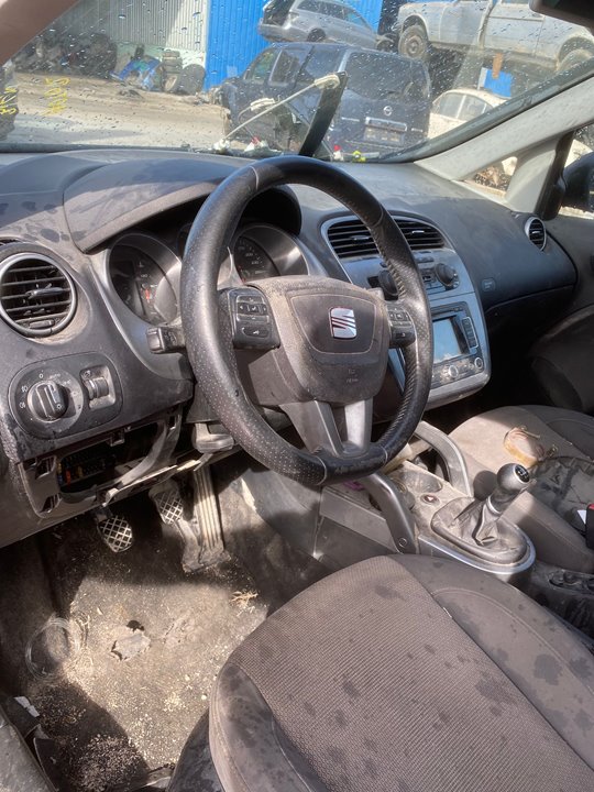 SEAT Altea 1 generation (2004-2013) Зеркало передней левой двери 24909521