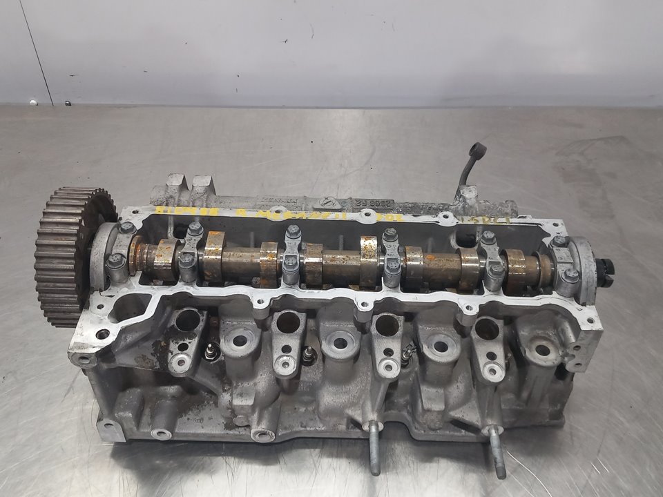 RENAULT Megane 2 generation (2002-2012) Chiulasă motor 2968F2 23536184