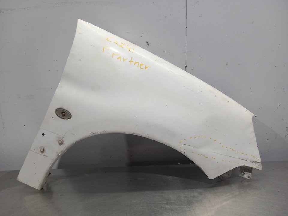 PEUGEOT Partner 1 generation (1996-2012) Front Right Fender 26565232