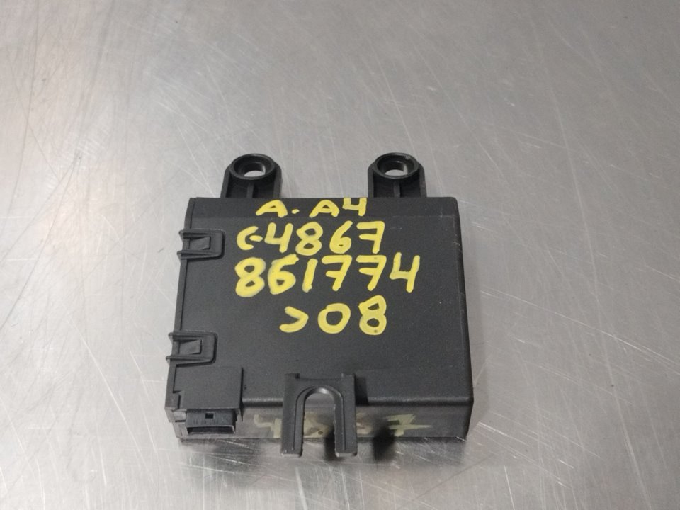 AUDI A4 B7/8E (2004-2008) Other Control Units 8H0951178 25685878