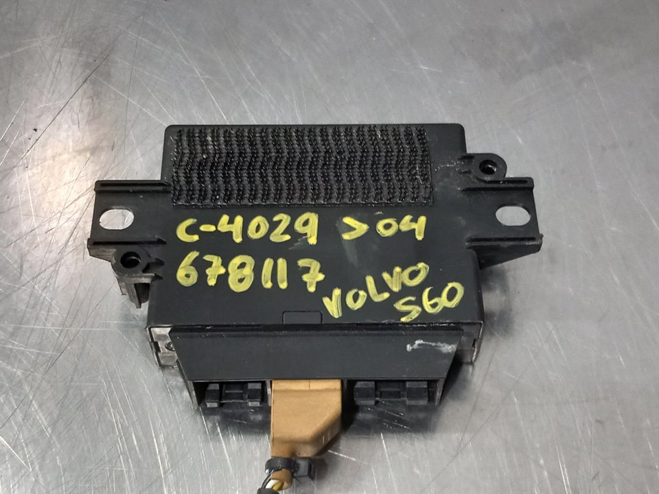 VOLVO S60 1 generation (2000-2009) Other Control Units 30710957 26377844