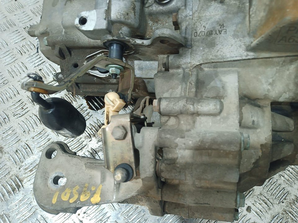 SEAT Ibiza 2 generation (1993-2002) Коробка передач EAY 24925950