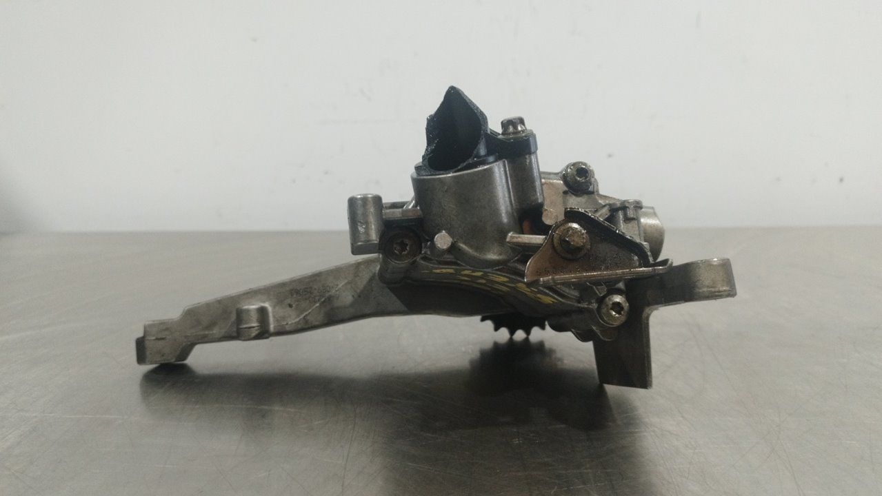 MERCEDES-BENZ E-Class W212/S212/C207/A207 (2009-2016) Oil Pump A6421811201 24937607