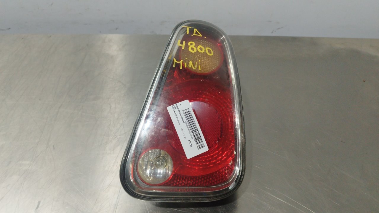 MINI Cooper R50 (2001-2006) Rear Right Taillight Lamp 716695803 24940670