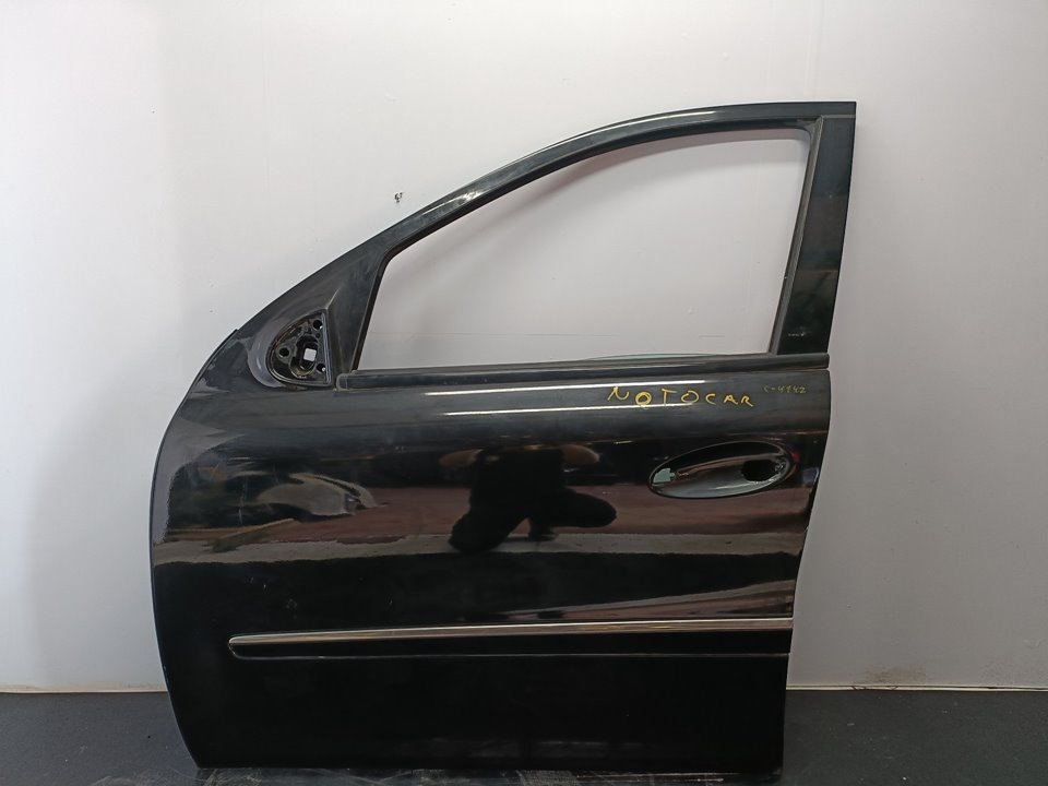 MERCEDES-BENZ GL-Class X164 (2006-2012) Priekinės kairės durys 24912318